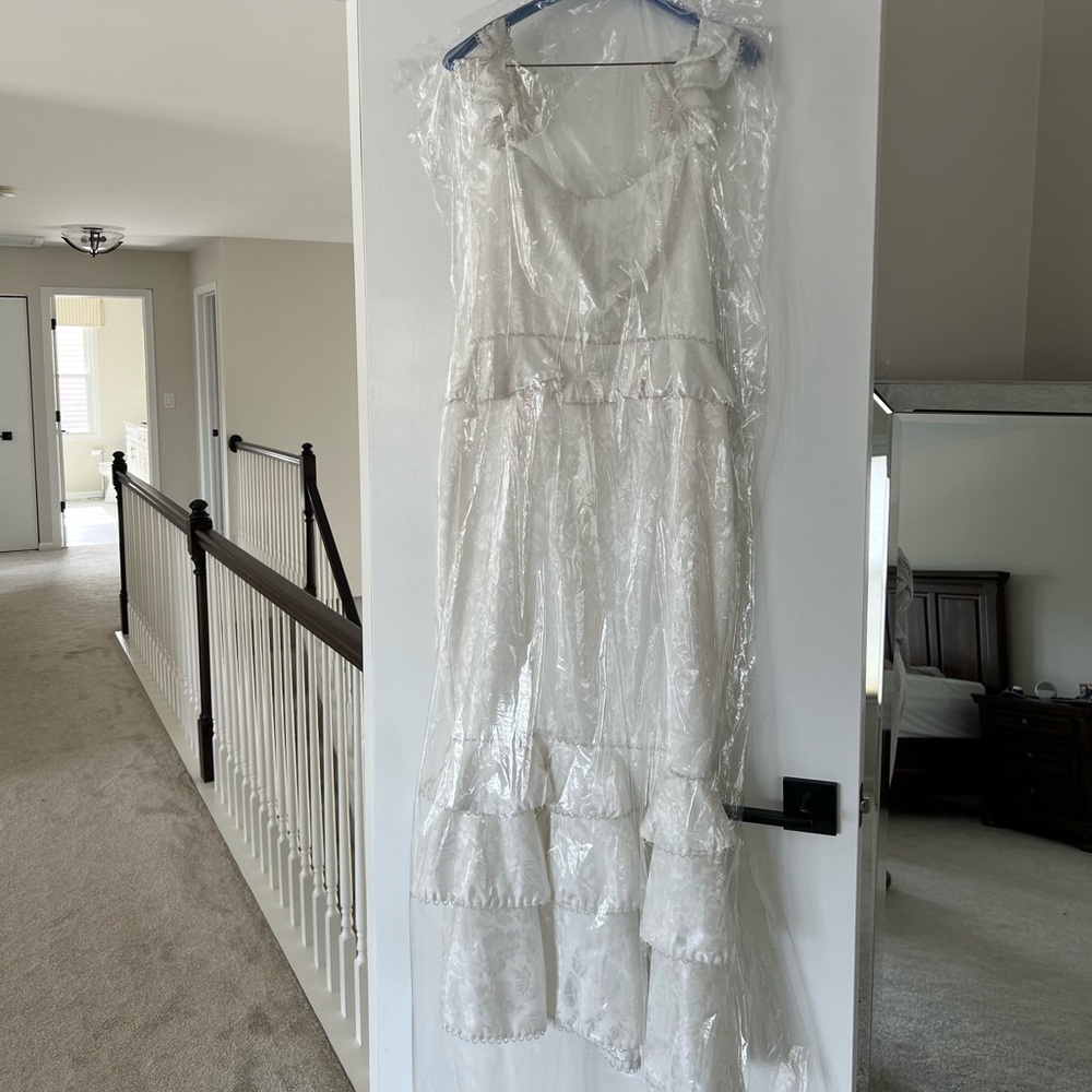 V. Chapman Violet Dress in Coconut Macaron - Size 10 - Picture 2 of 3